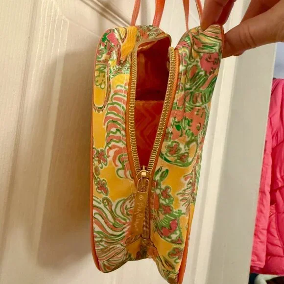 Lilly Pulitzer Cosmetic Travel Bag - Picture 4 of 11